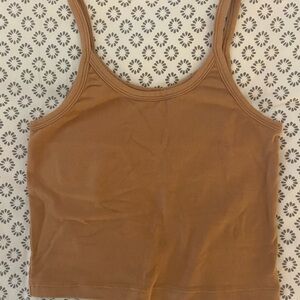 Like-New ARQ Crop Tank